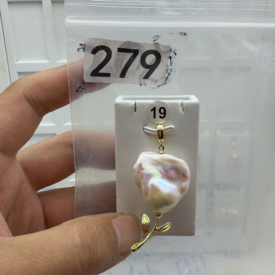 合金颈饰淡水珍珠