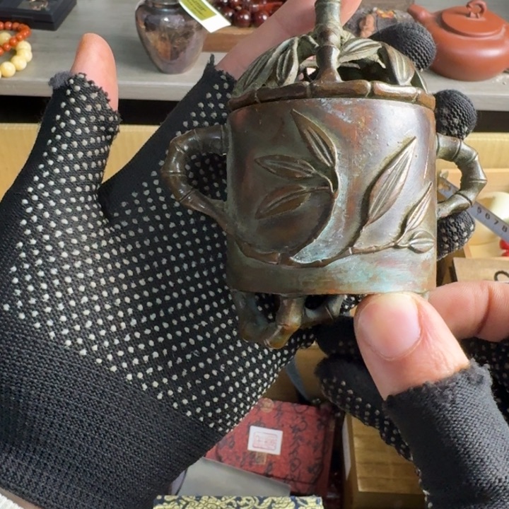 砖雕瓷器工艺品摆件等
