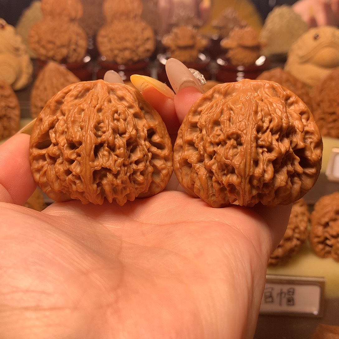 文玩核桃吊坠大南疆石47