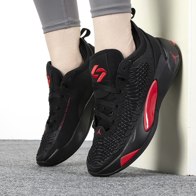 Nike耐克篮球鞋童鞋新款轻便缓震运动鞋户外耐磨实战鞋DQ6513