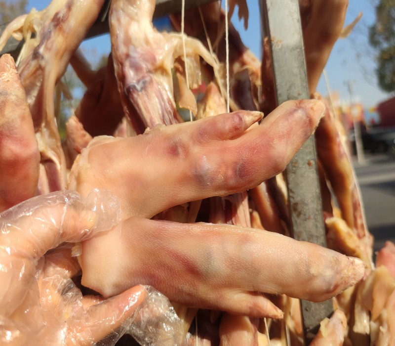 安徽特产风干咸猪蹄带蹄筋可炖汤红烧清蒸下酒菜