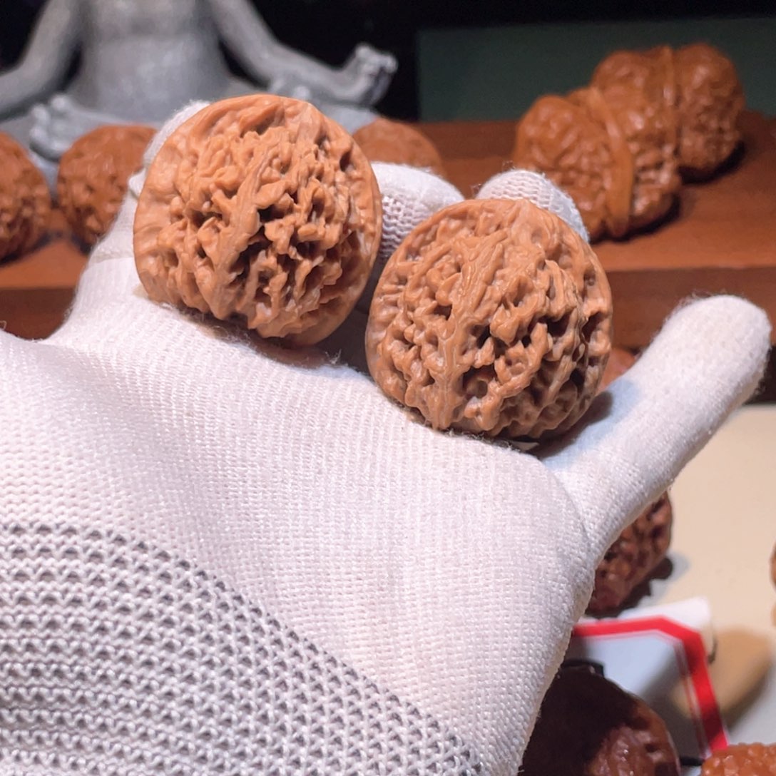 绯***把件文玩核桃天地6713，3536