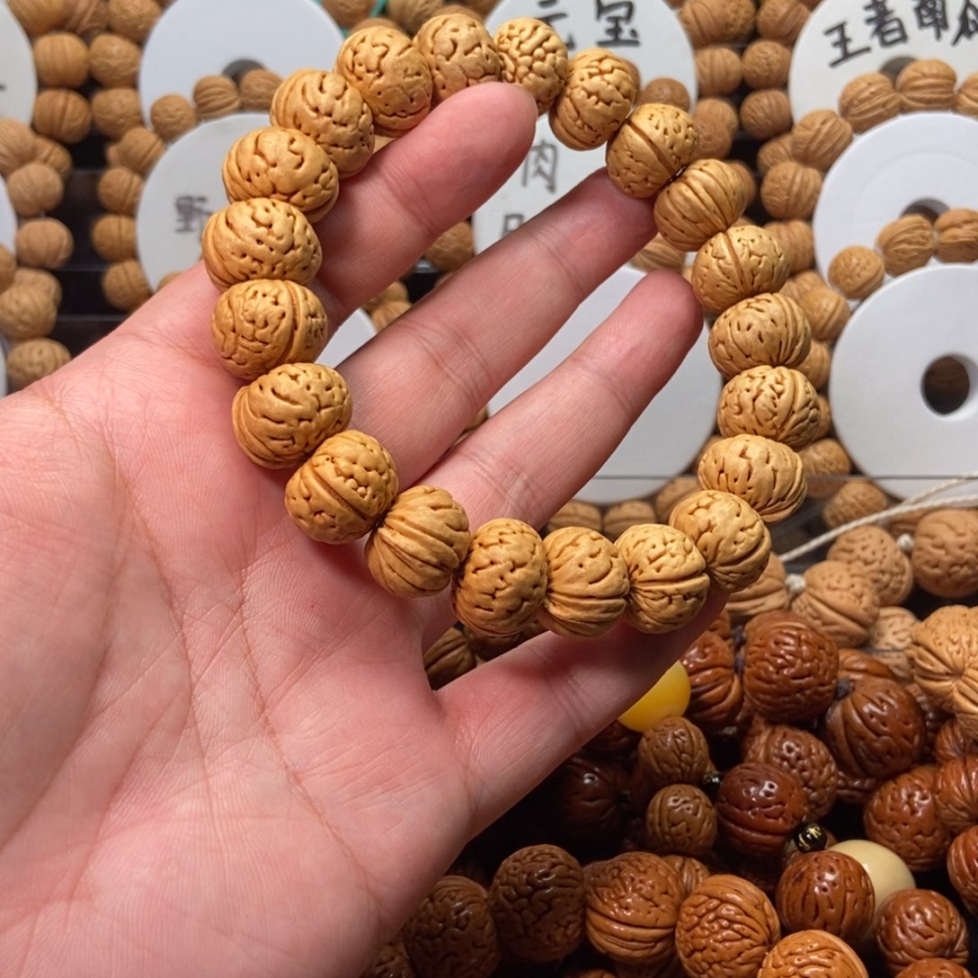 吊坠桃核精品纽扣