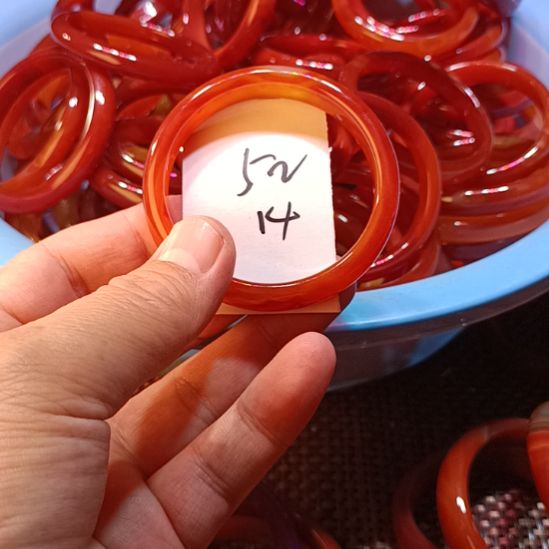 玛瑙/玉髓未镶嵌手镯