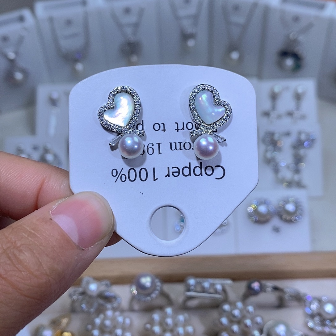 耳饰未镶嵌淡水珍珠