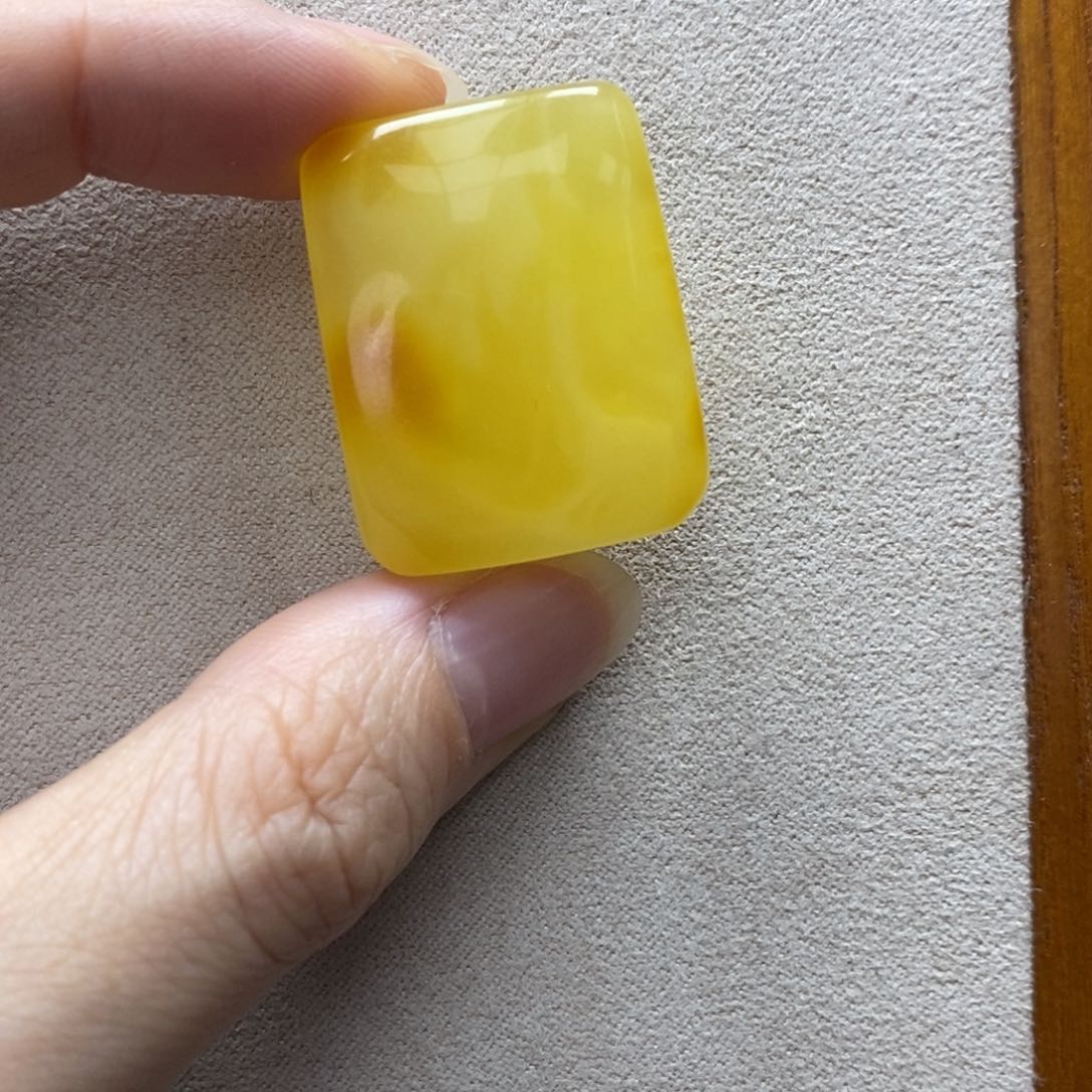 未镶嵌琥珀裸石平安无事牌