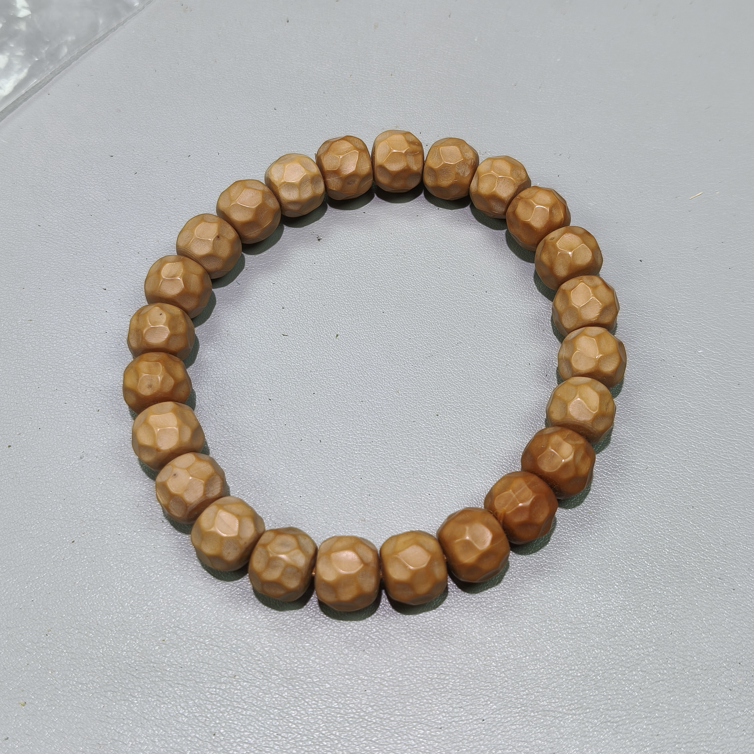 M42 单标奶酪猴头核桃雕刻珠单圈手串