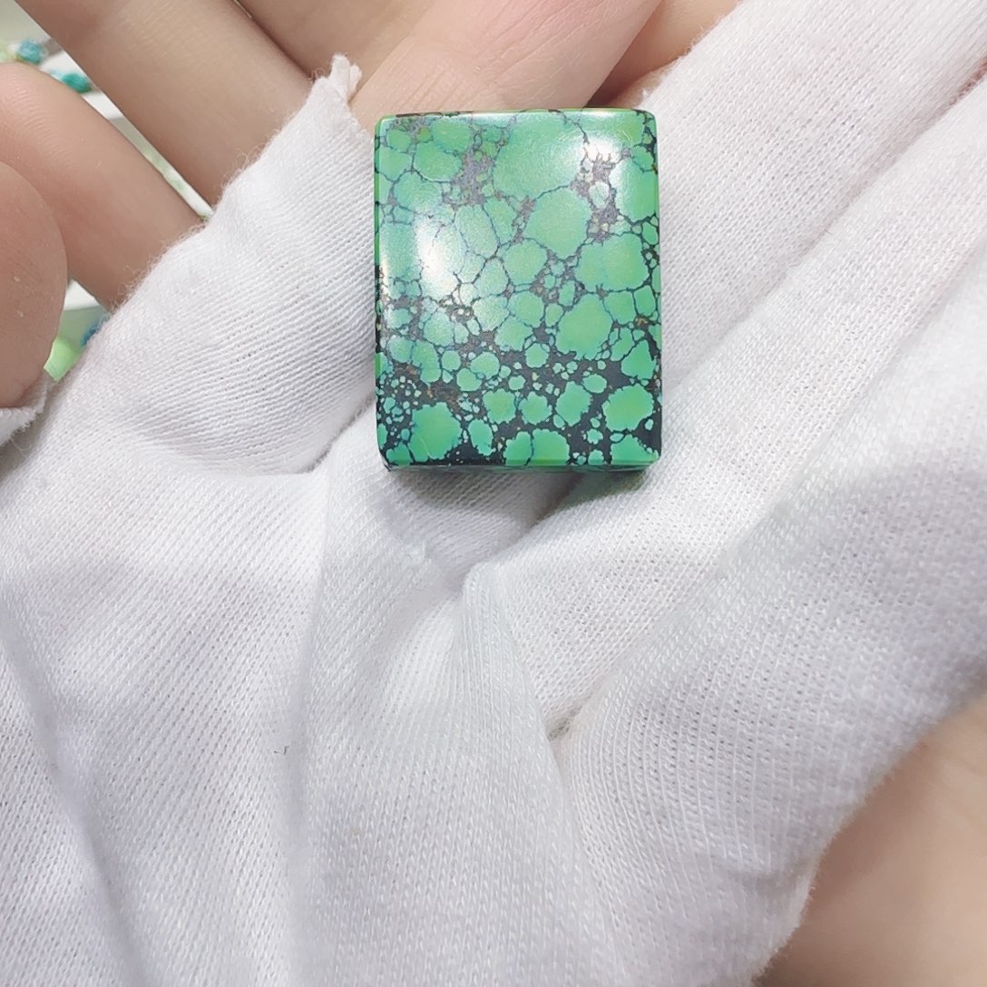 绿松石未镶嵌原矿绿松石