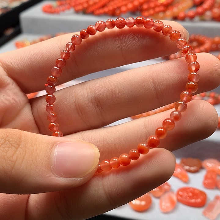 南红玛瑙未镶嵌手链