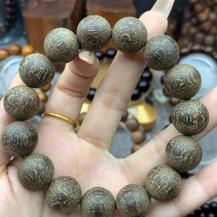 贡木巴布亚1.5爆星粗抛