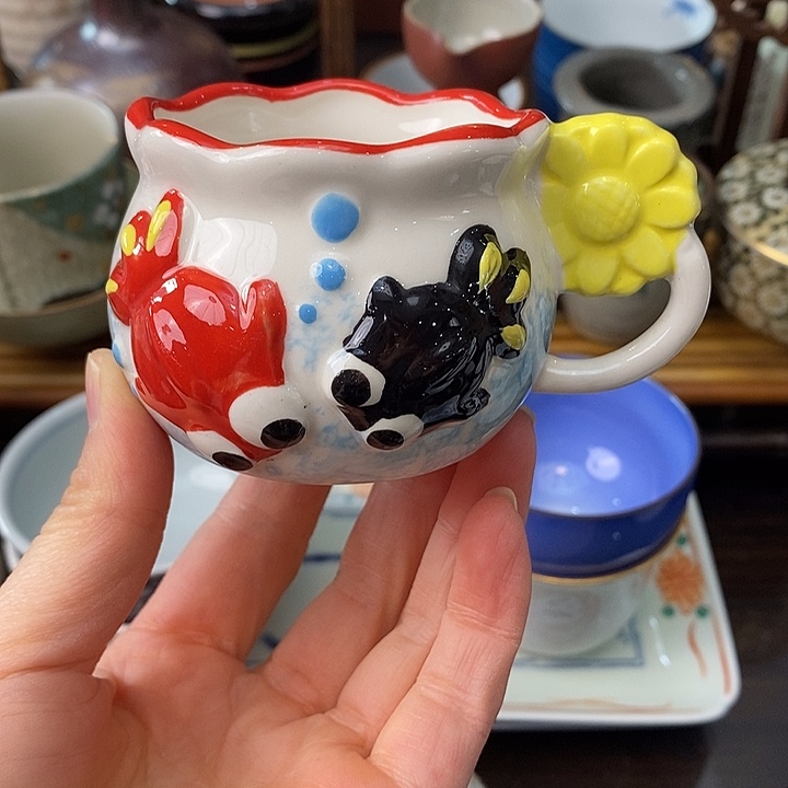    中古物品默认微瑕，谨慎参拍，满18包邮！