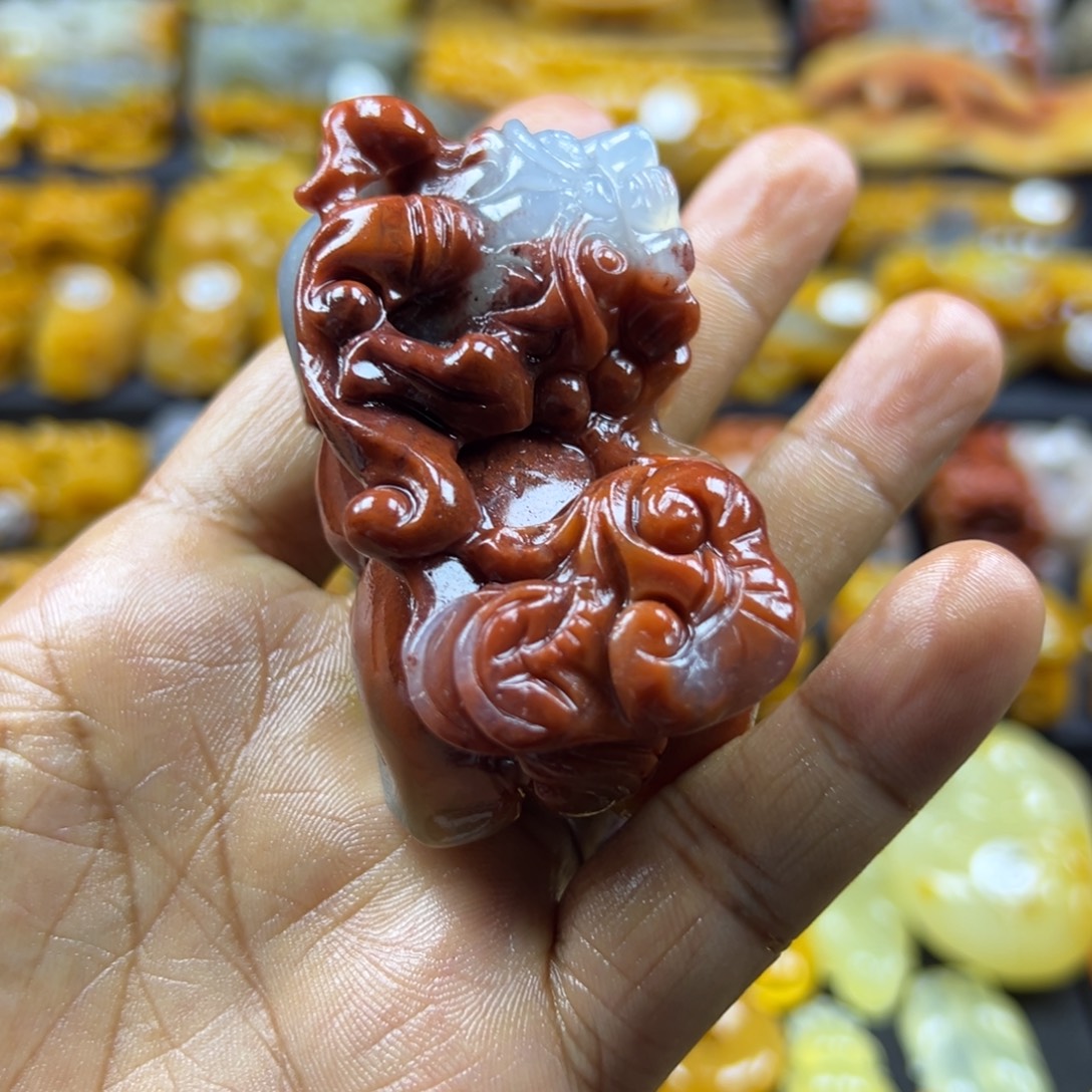 石英质玉（黄龙玉）未镶嵌手把件