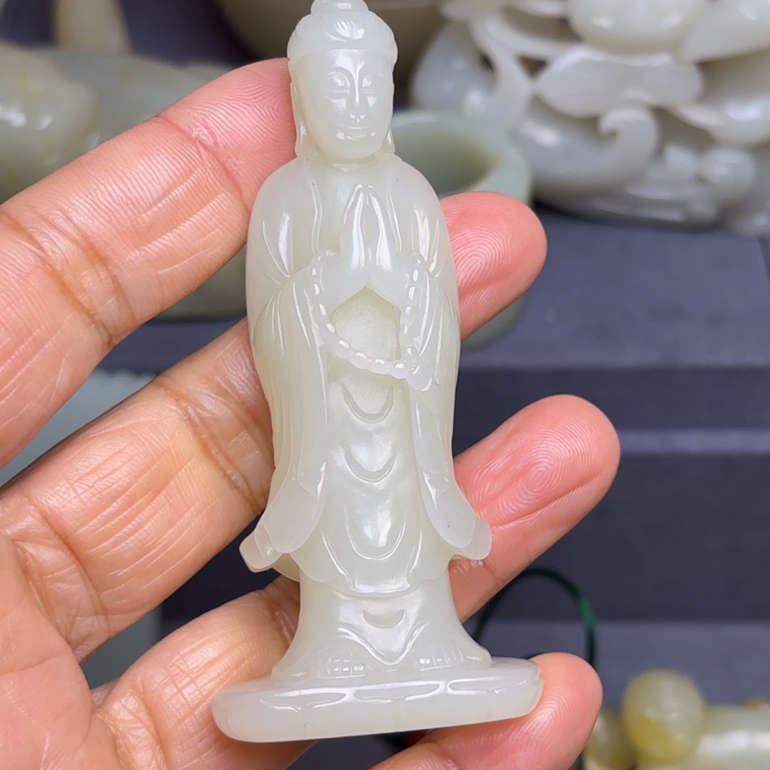 和田玉（糖玉）挂件未镶嵌！