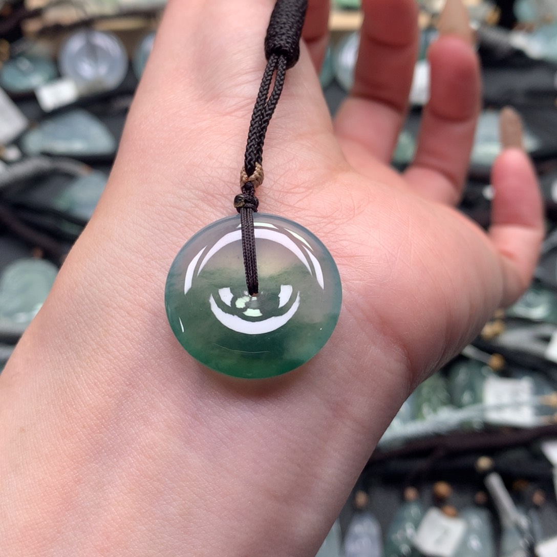 翡翠颈饰未镶嵌000000000000