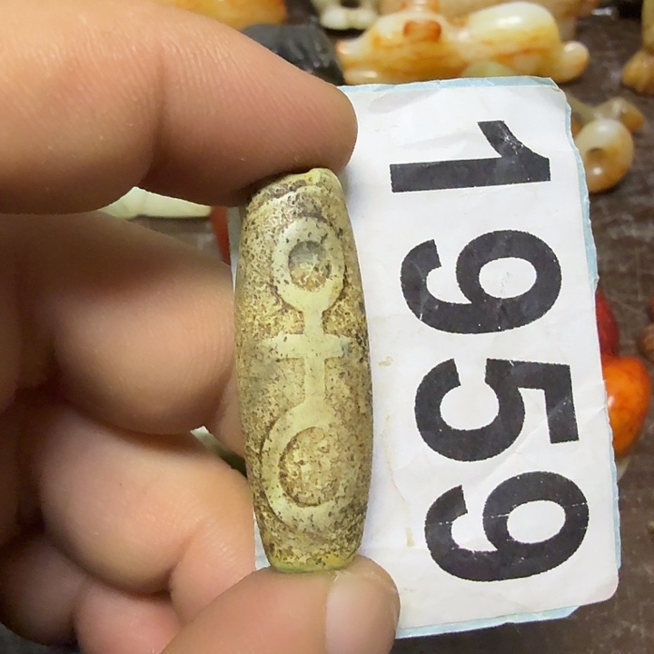 未镶嵌颈饰玛瑙/玉髓