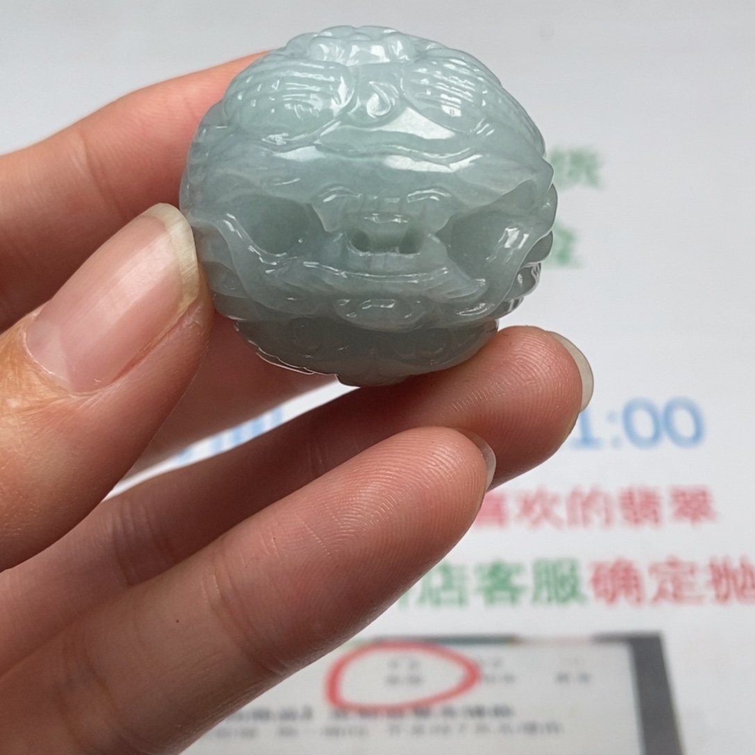 J***y翡翠未镶嵌颈饰翡翠