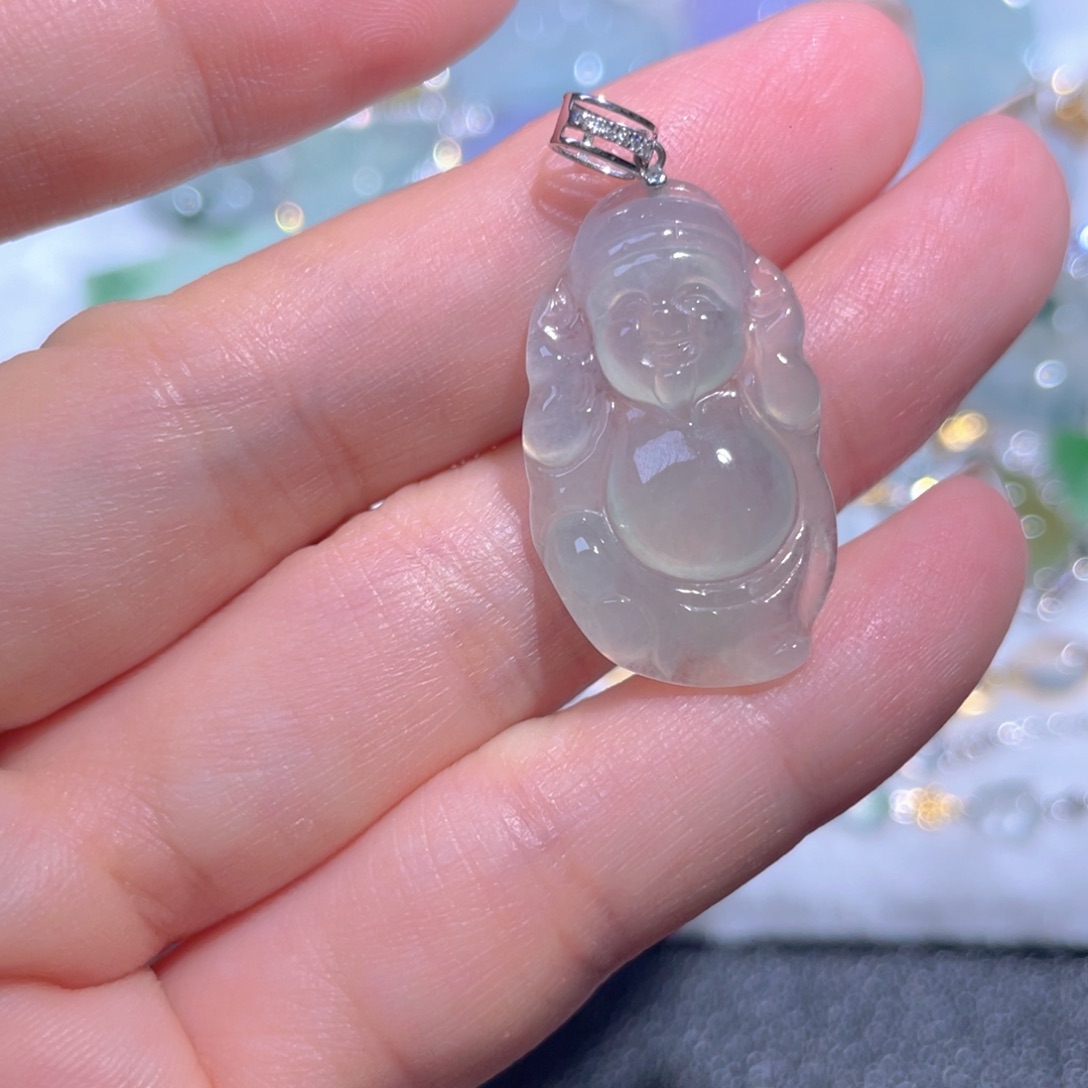 翡翠18K金镶嵌颈饰翡翠