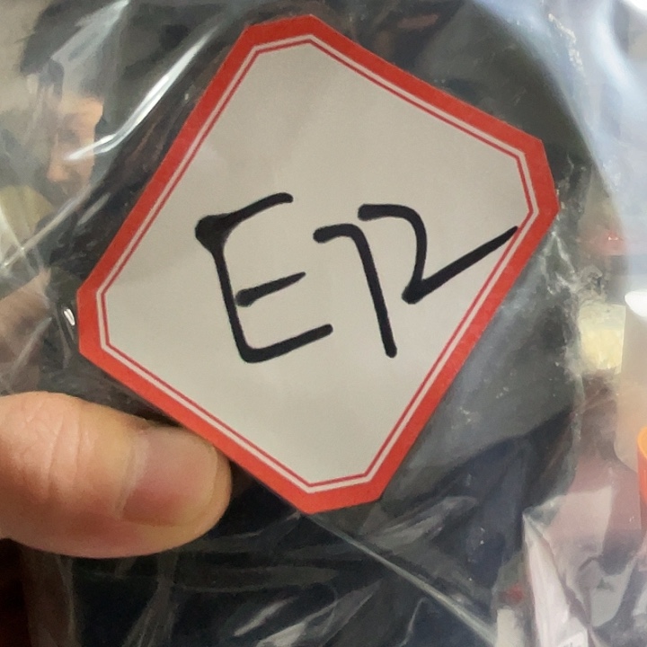 玉***缘蛇纹石玉未镶嵌珠宝奇石