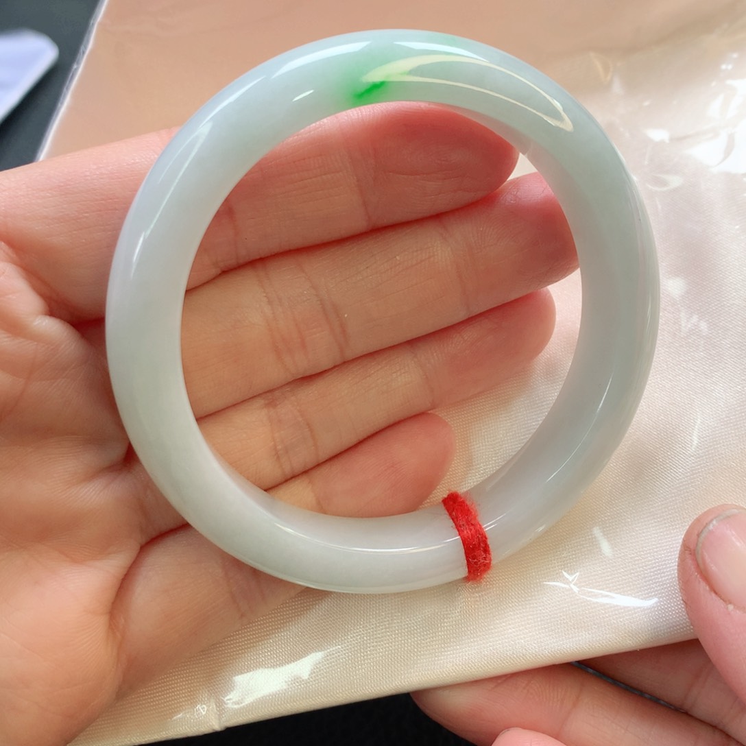 翡翠手镯未镶嵌56正