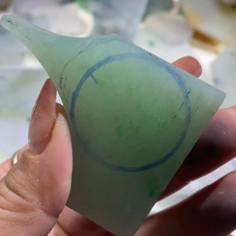 【闪购商品】翡翠挂件未镶嵌可**生