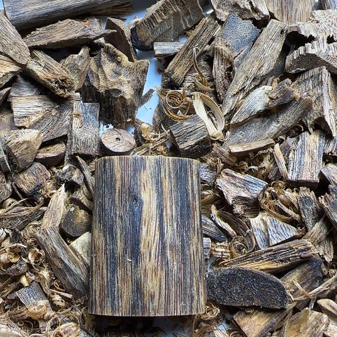 沉香碎屑沉香原汁原味