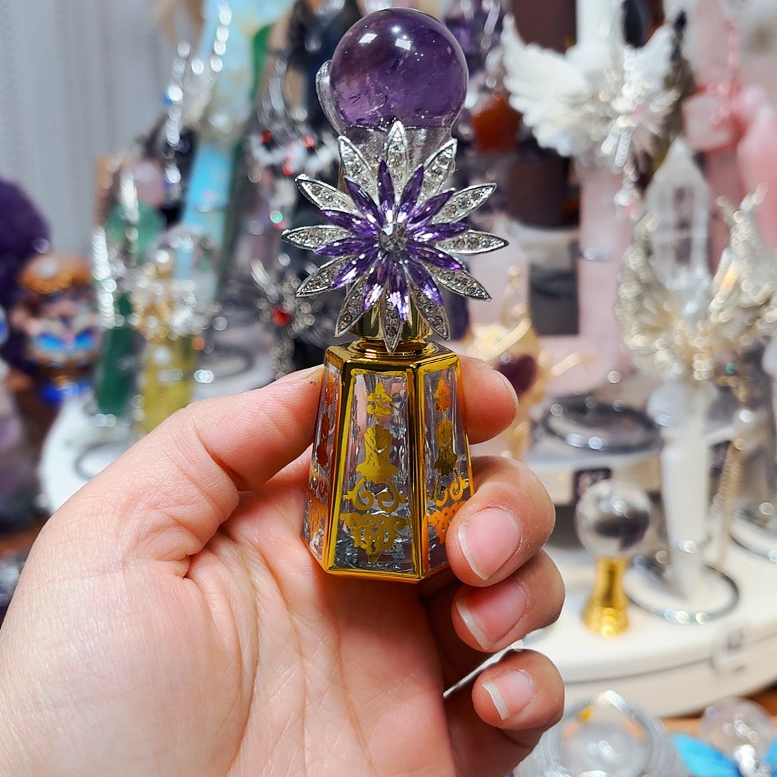 迟***0有机玻璃天然水晶摆件