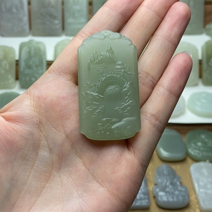 和田玉未镶嵌颈饰