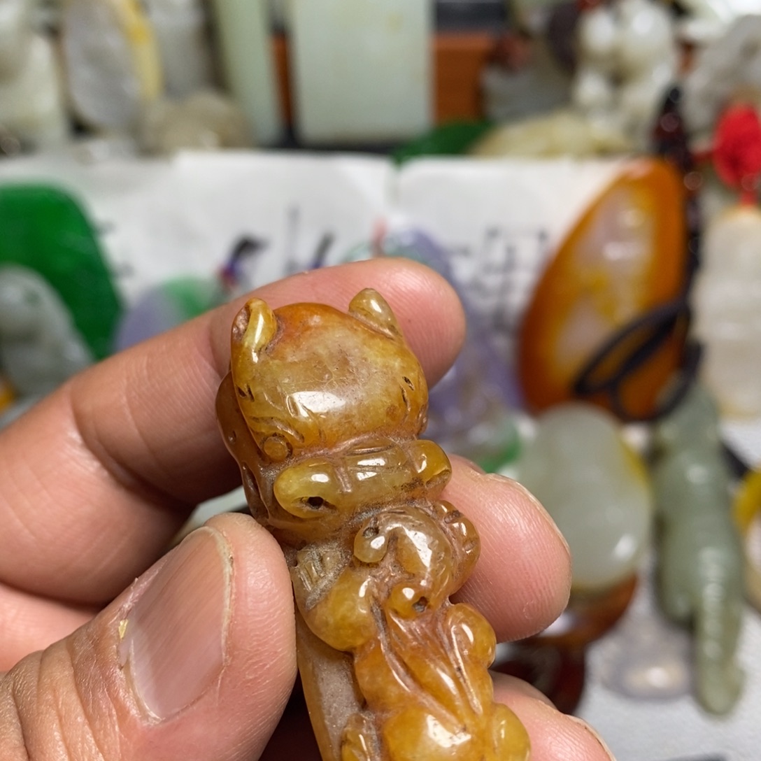 和田玉（糖玉）未镶嵌颈饰