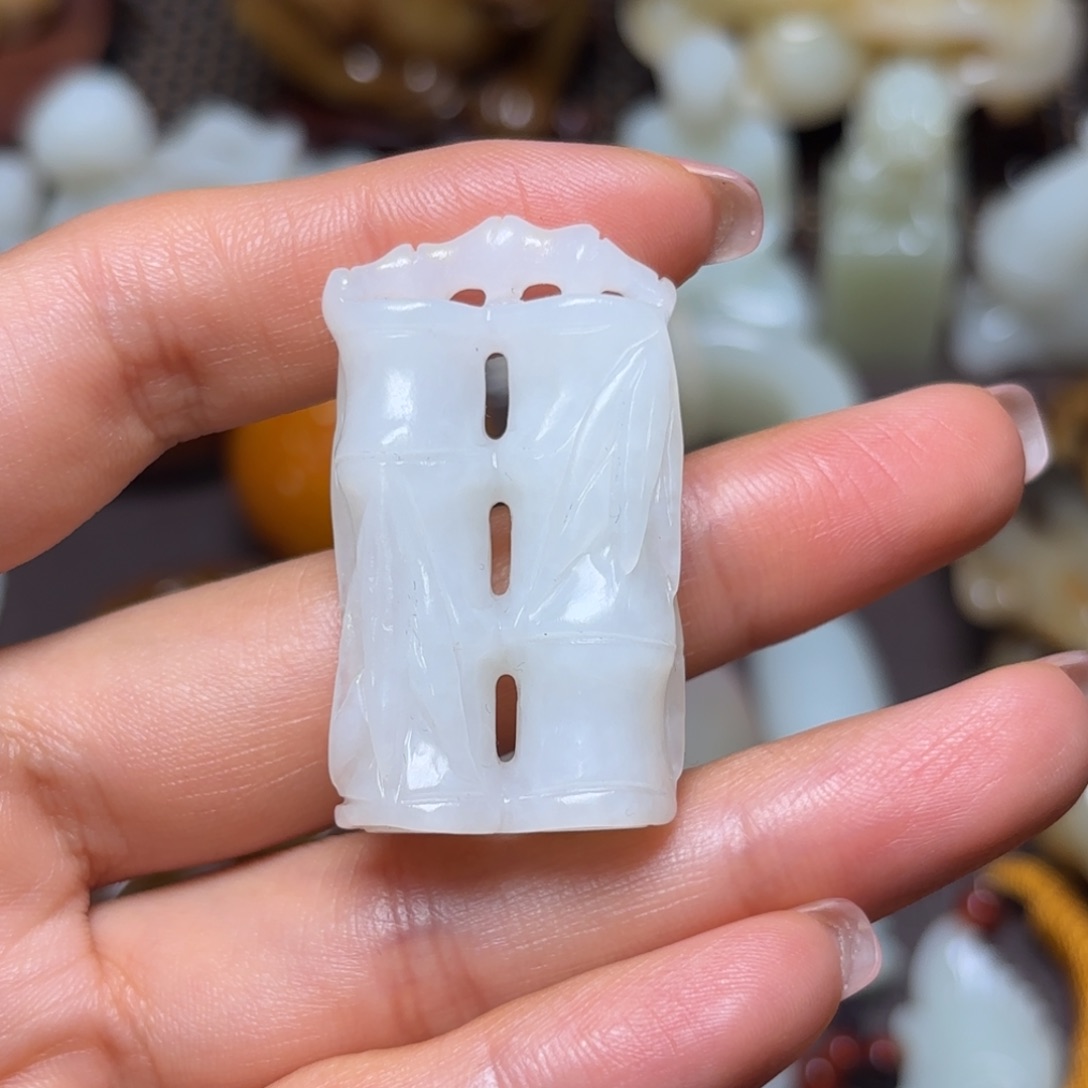 未镶嵌和田玉挂件