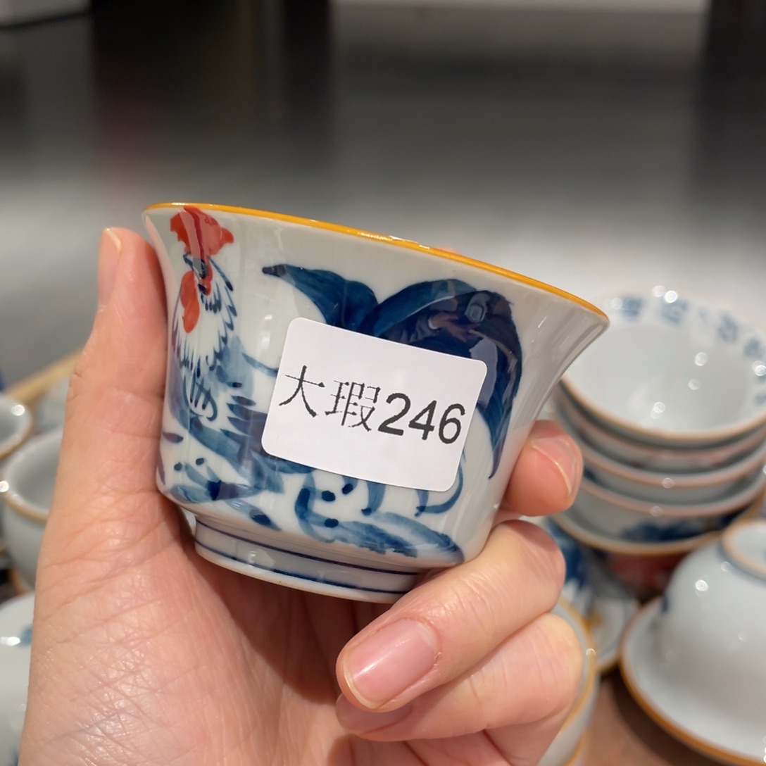 有瑕釉下彩纯手绘
