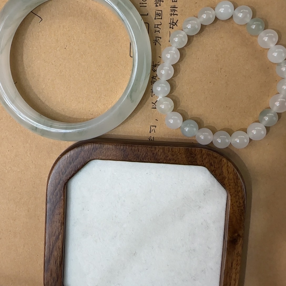 龙***1石英质玉合金手镯