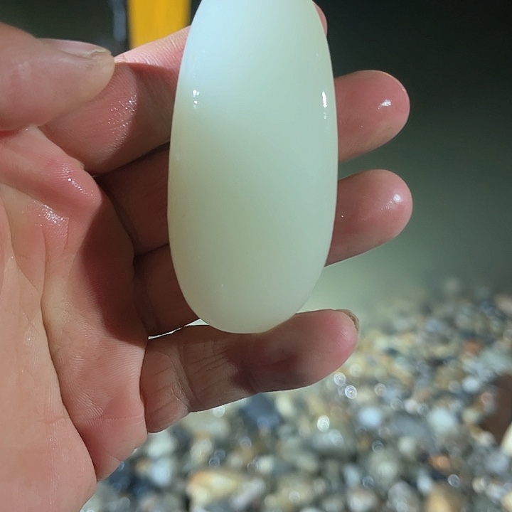 未镶嵌和田玉（糖玉）珠宝奇石