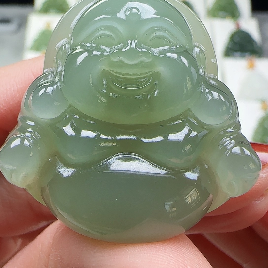 和田玉未镶嵌吊坠(赠链)