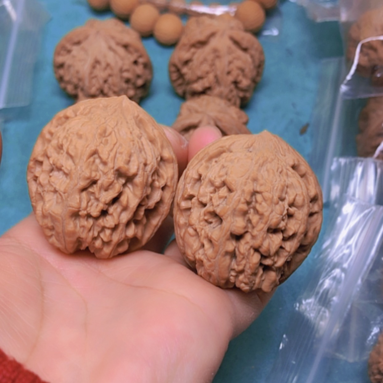 【闪购商品】摆件核桃40.5红锦鲤有修出油