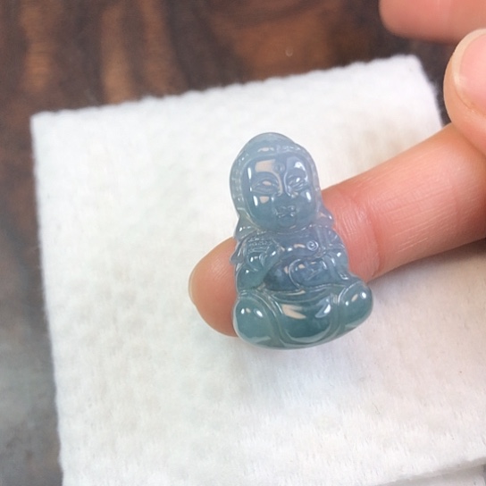 翡翠未镶嵌颈饰缅甸A货，每天下午1点半开播