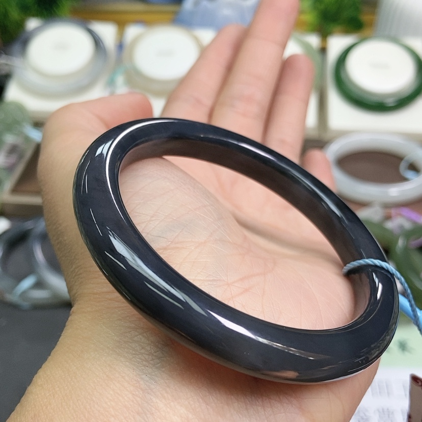 【闪购商品】和田玉手镯未镶嵌