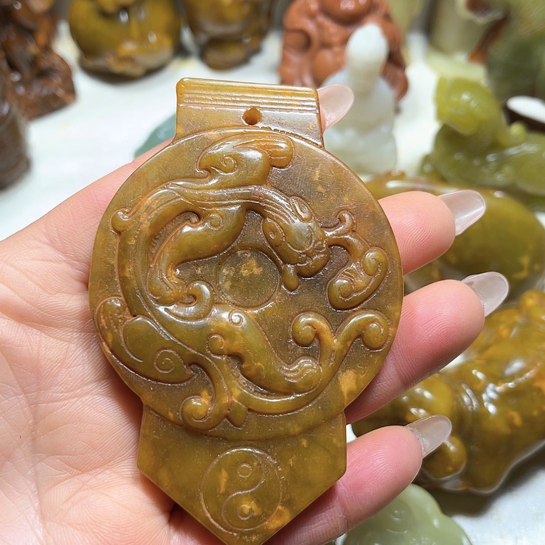 白玉菩提吊坠白玉菩提吊坠