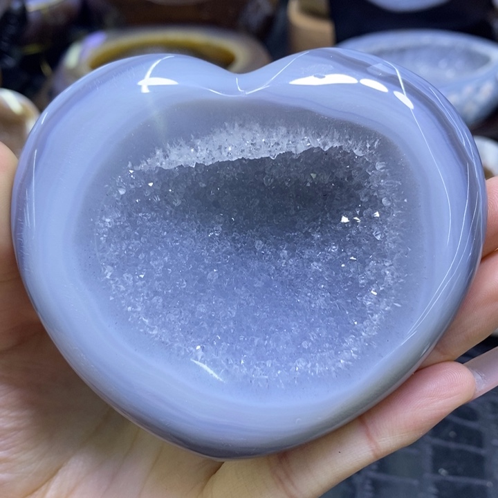 未镶嵌珠宝半成品水晶蓝窝窝爱心