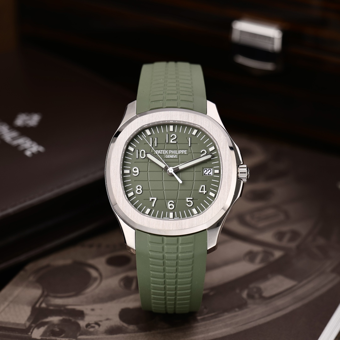 99新 Patek Philippe/百达翡丽 5168G-010 42mm 2025年11月保卡