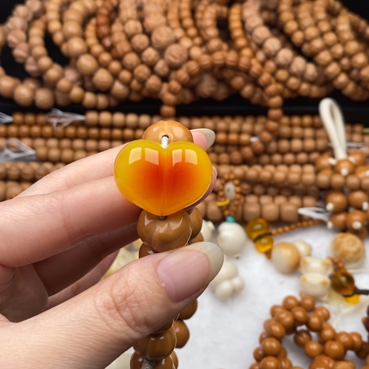 并***肩手串猴头核桃配饰