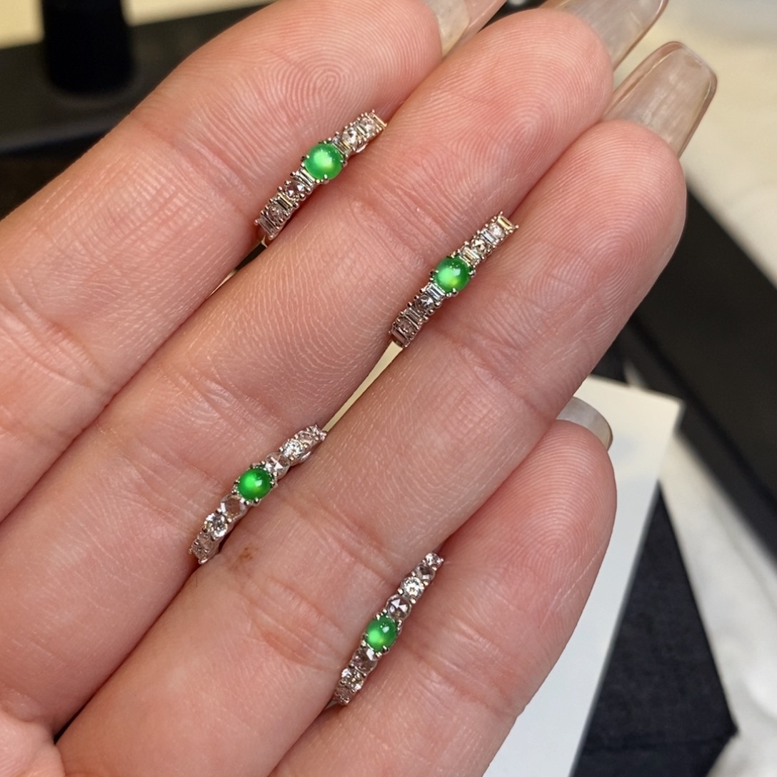 翡翠耳饰18K金镶嵌小蛋面耳扣 多样性一对发货