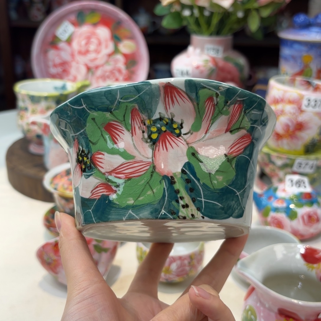 瓷片兔兔好可爱啊我