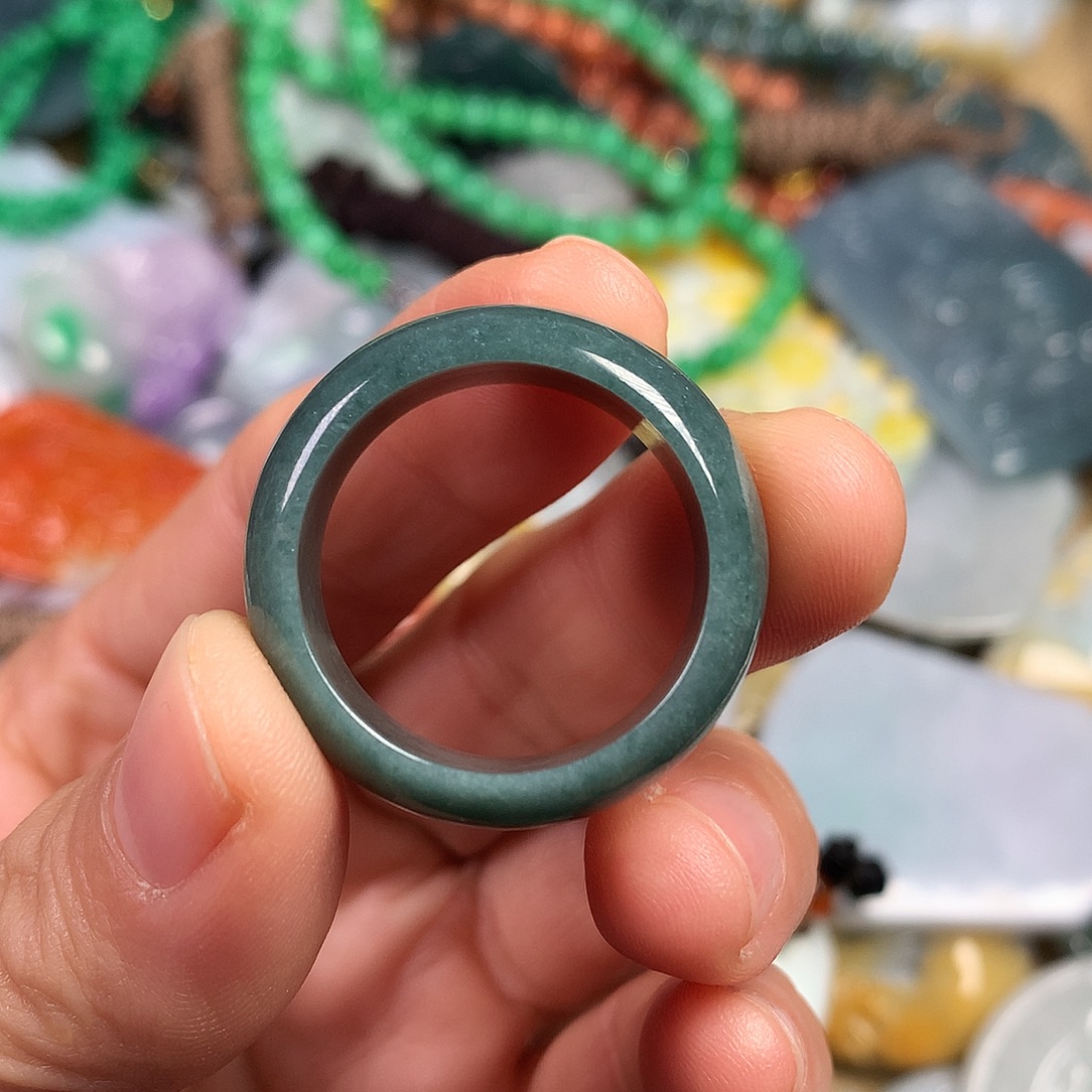 翡翠未镶嵌颈饰天然翡翠