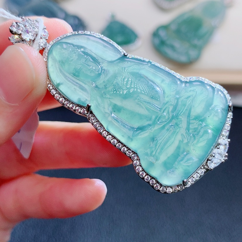 【闪购商品】翡翠颈饰未镶嵌翡翠