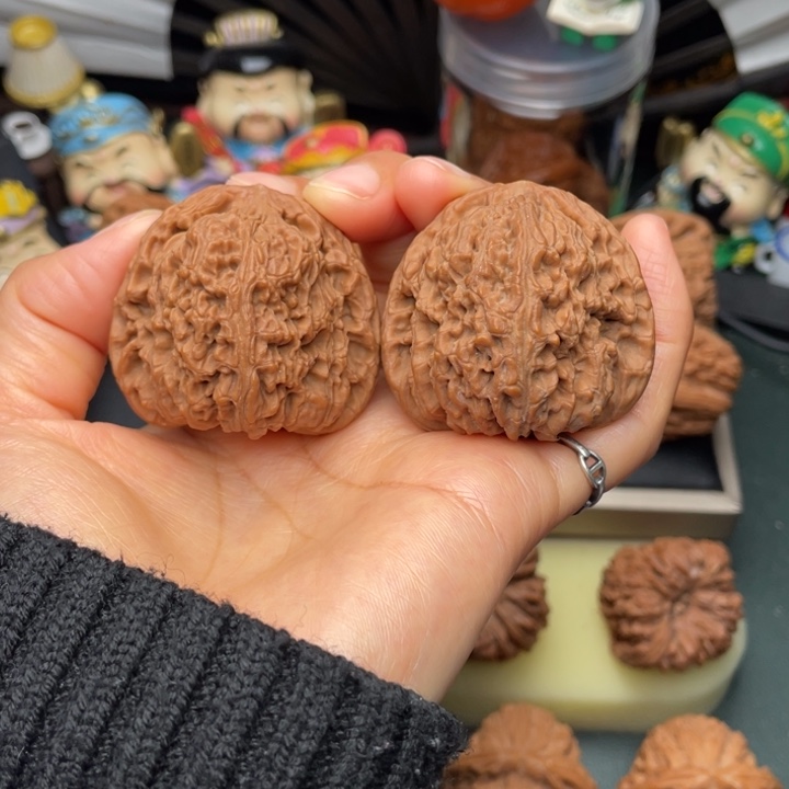 吊坠文玩核桃444440尺三角团子