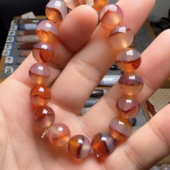 玛瑙/玉髓手串未镶嵌