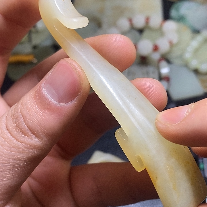 和田玉（糖玉）未镶嵌颈饰
