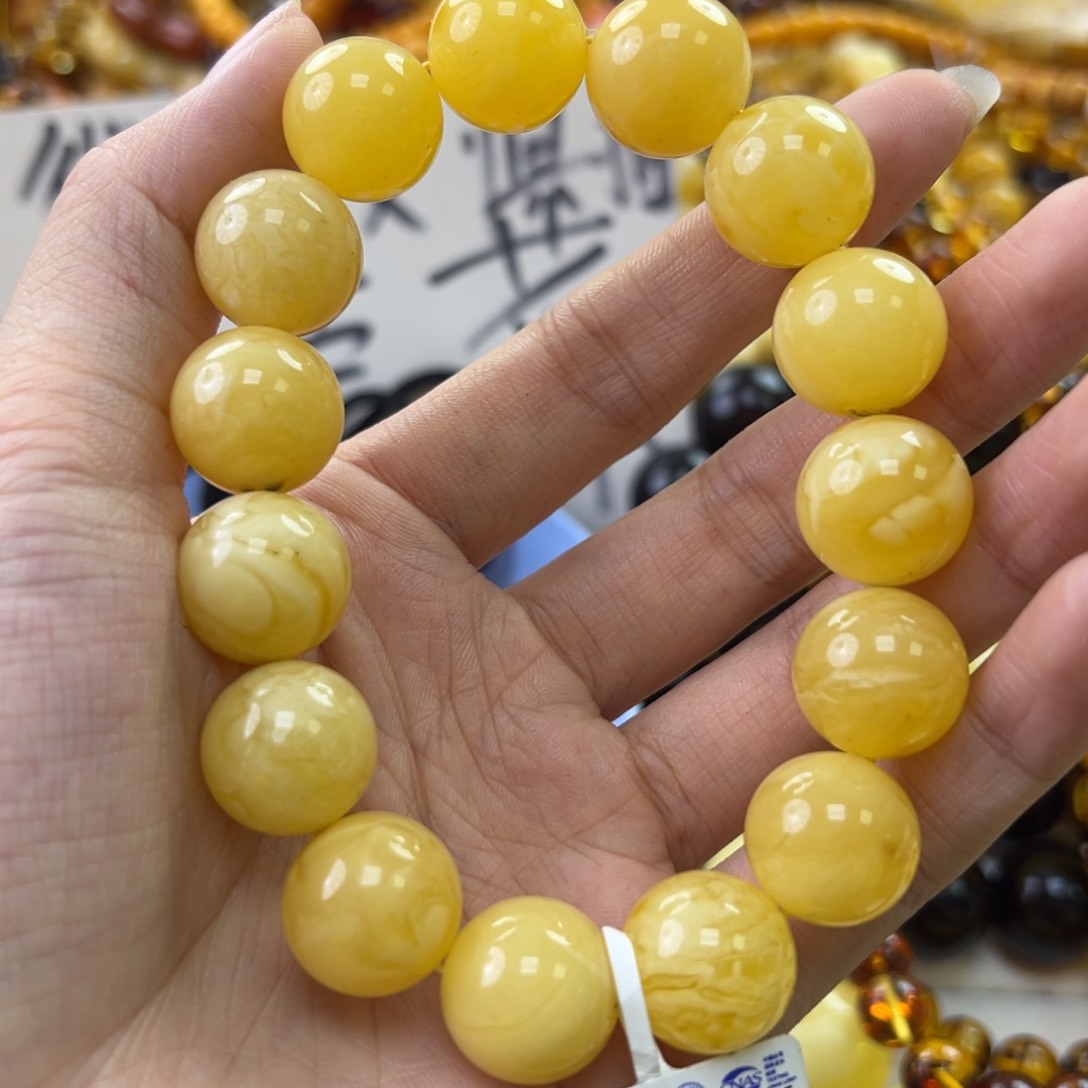 琥珀珠宝奇石未镶嵌