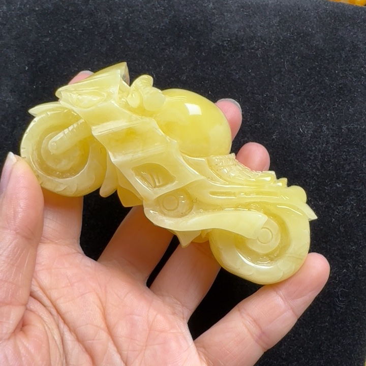 蜜蜡珠宝奇石未镶嵌