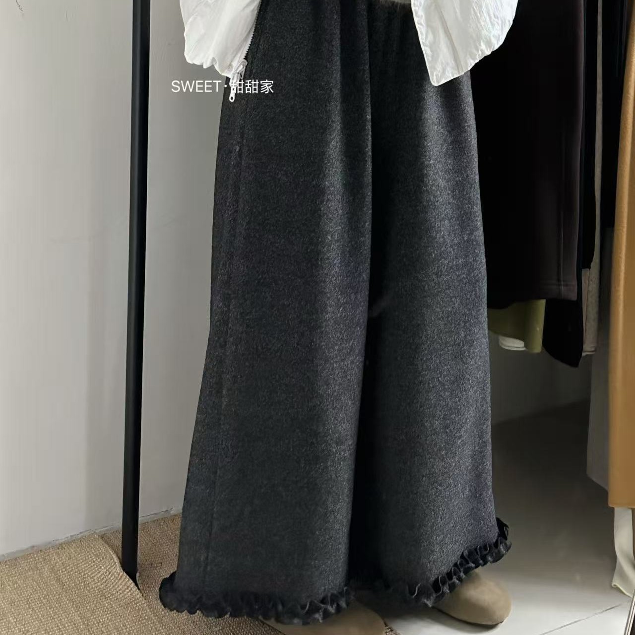 （8292）花边裤加绒加厚毛呢木耳花边阔腿裤女秋冬百搭慵懒范九分裤